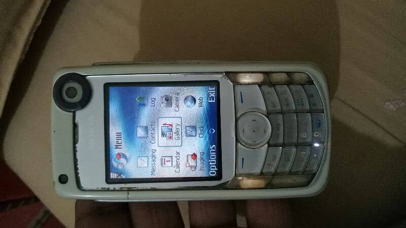 Nokia 6680 very good condition 2