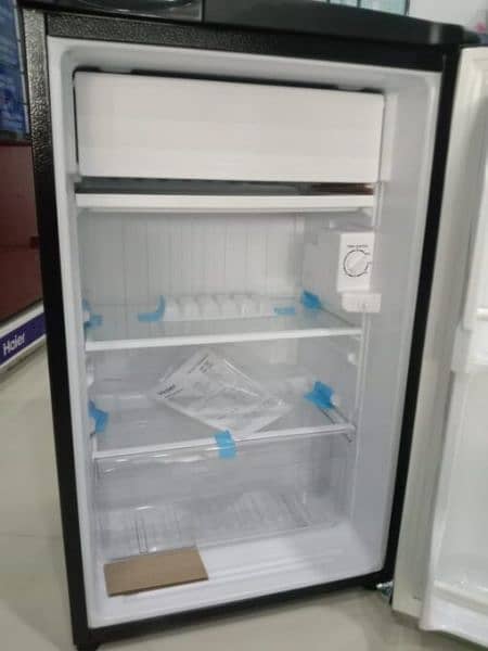 Refrigerator dawlance haier 4