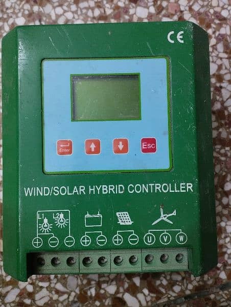 2 in 1 Wind/Solar charge controller 12/24 volts 2