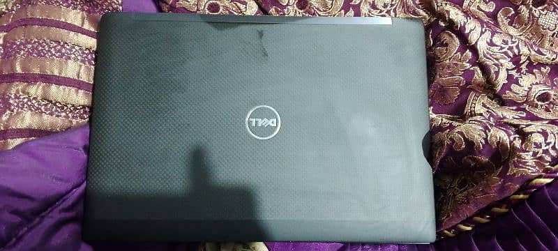 Dell core i5 7G good condition tuch and tyep 6