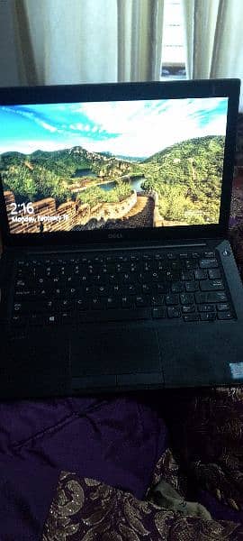 Dell core i5 7G good condition tuch and tyep 8