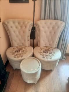 sofa chairs and table set