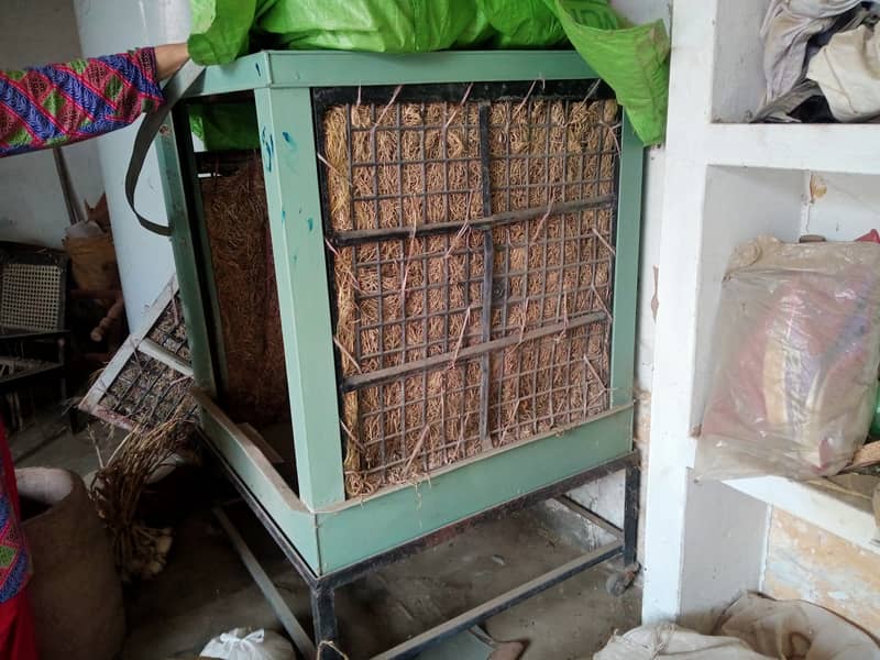 Air cooler for sale in very good condition. 3