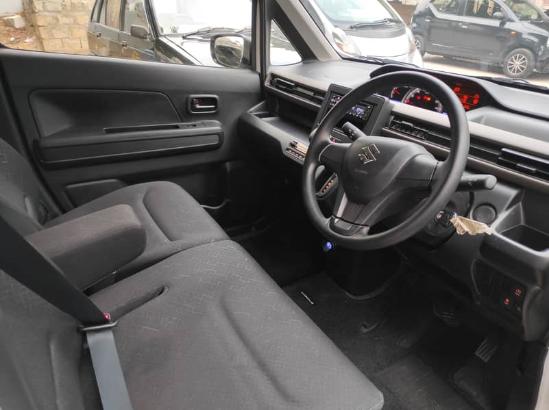 Suzuki Wagon R FZ Hybrid 2020 8