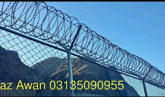 Chainlink Fence / Razor Wire Barbed Wire Security Fence Weld mesh 1