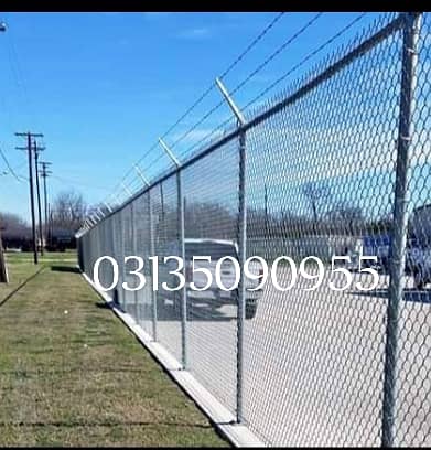 Chainlink Fence / Razor Wire Barbed Wire Security Fence Weld mesh 17