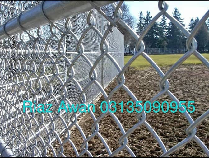 Chainlink Fence / Razor Wire Barbed Wire Security Fence Weld mesh 18