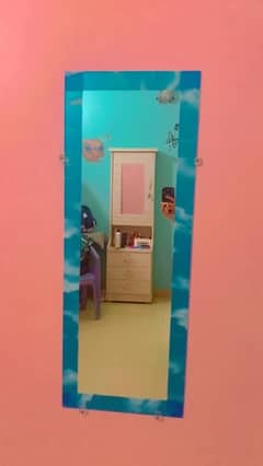 wall mirror for sale with beautiful border 0