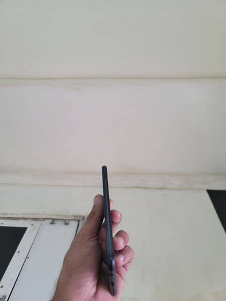 Huawei P20 lite 4/128 with charger 5