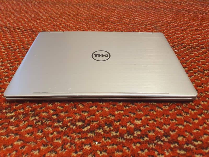 Dell Inspiron 13 7368 2 in 1 Convertible 4