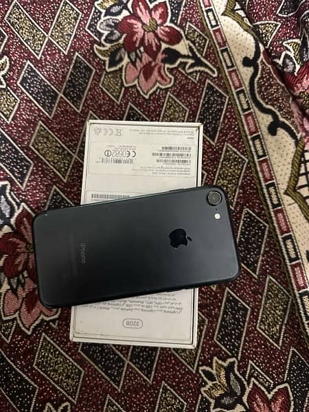 iPhone 7 with box 7