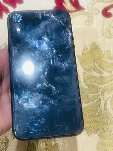 iphone XR 64 Gb Black Colour face id problem and back Lines 6