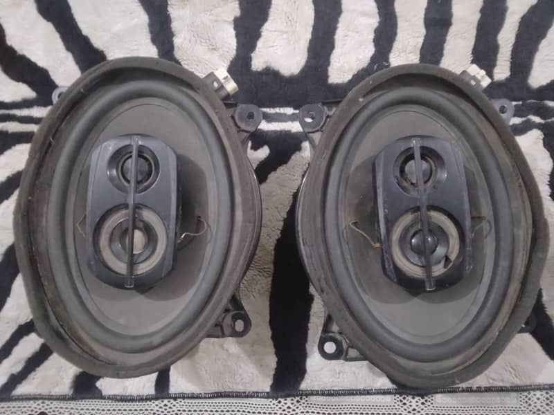 pioneer original Toyota corolla grande speakers. . . 3