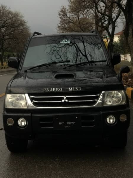 Mini Pajero 2003 uplifted to 2012 model. 660cc turbo AUTOMATIC, 4x4. 2