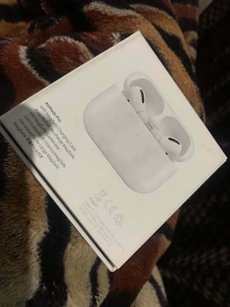Apple Airpods Pro 1st Generation Nearly 10/10 2