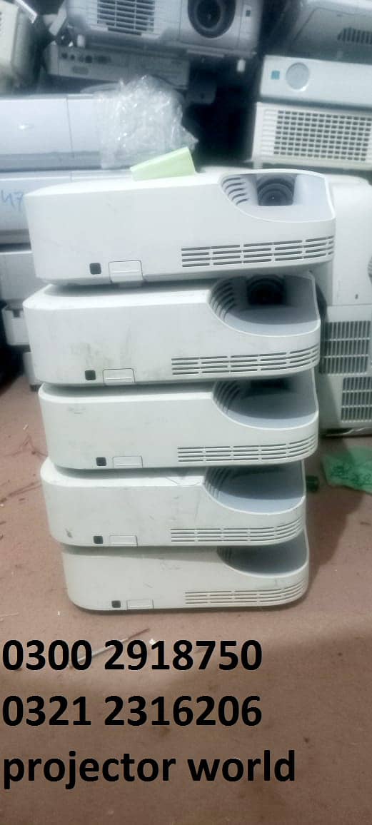 slightly used multimedia projectors for sale o3oo 2918750 1