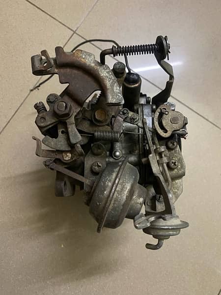 86 corolla Geniune carburettor In Best condition 2
