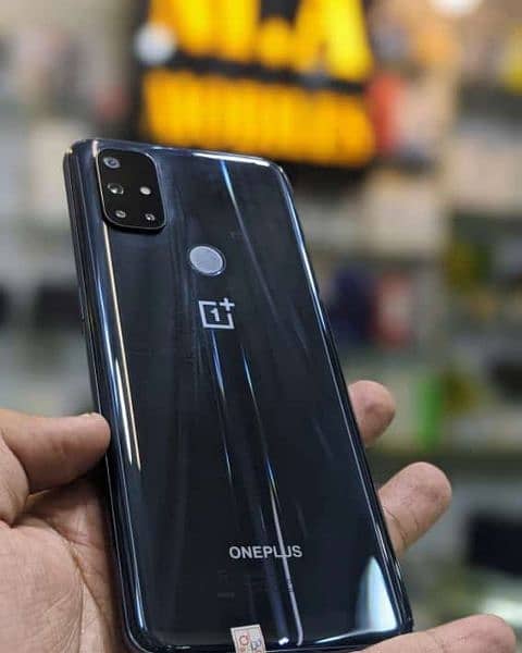 FRESH AND ORIGINAL STOCK OF ALL MODELS OF ONEPLUS 4