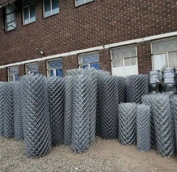 Chain link Jali Razor Wire Barbed Wire Security Fence Weld mesh 5