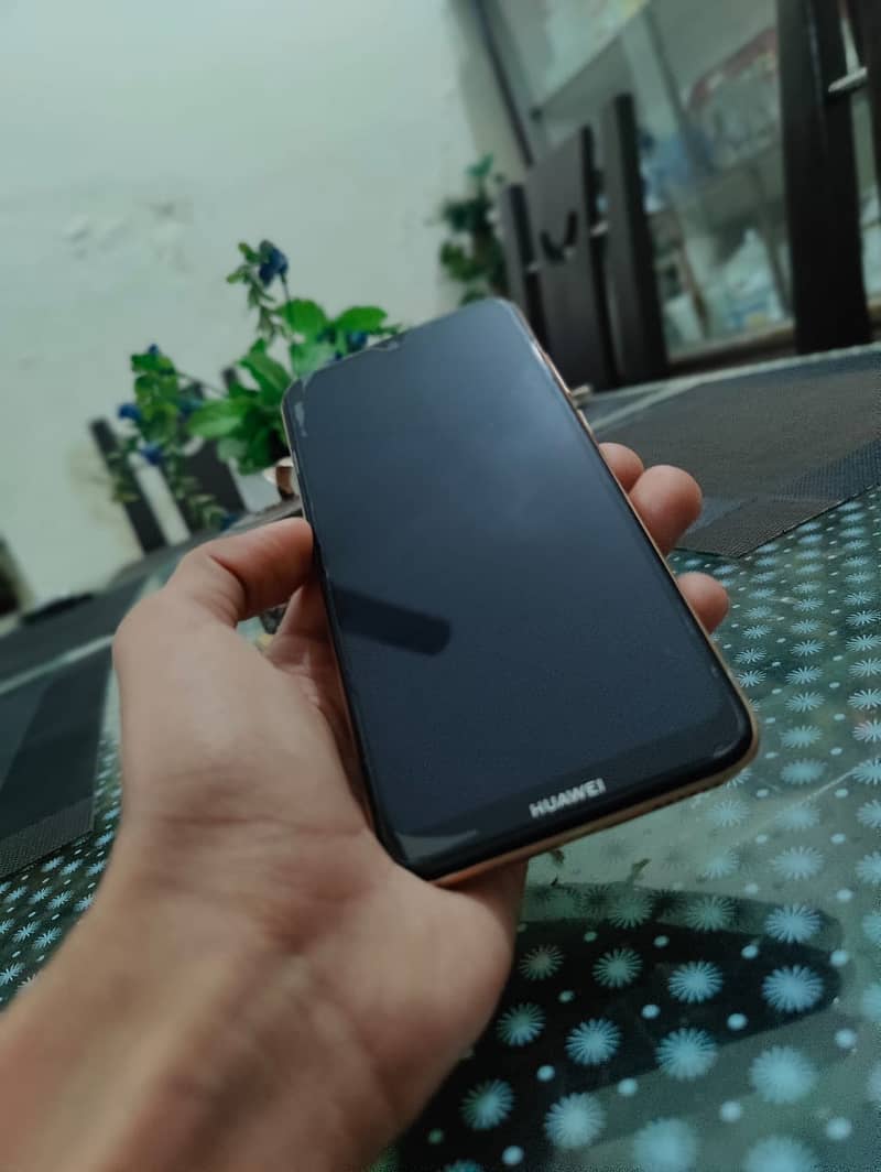 Huawei Y6 2019 with working Fingerprint all ok Box phone for sale 3