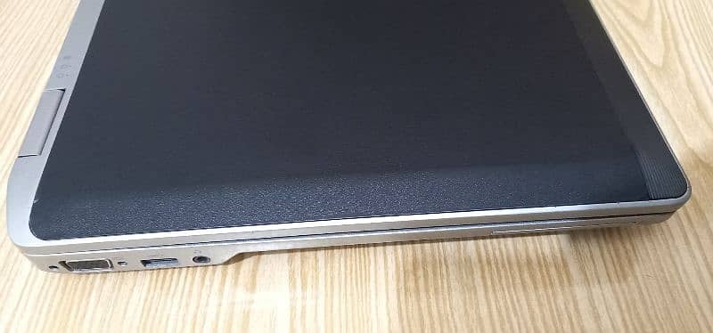 Dell Latitude E6530 [8/320] 3GB Nividia GPU 4