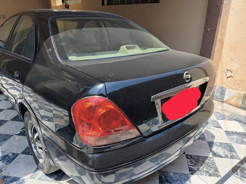 Nissan Sunny 2005 model 6