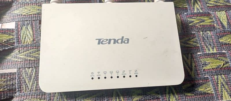 Tenda F3 Router 2