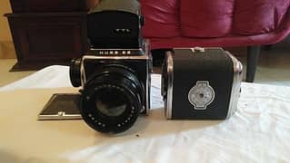 vintage camera antique of different prices