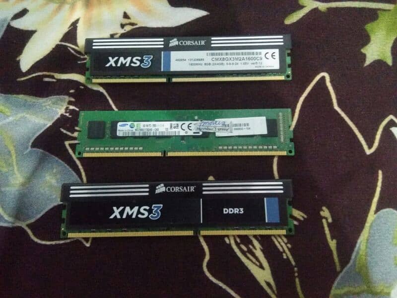 Corsair DDR3 RAM 1
