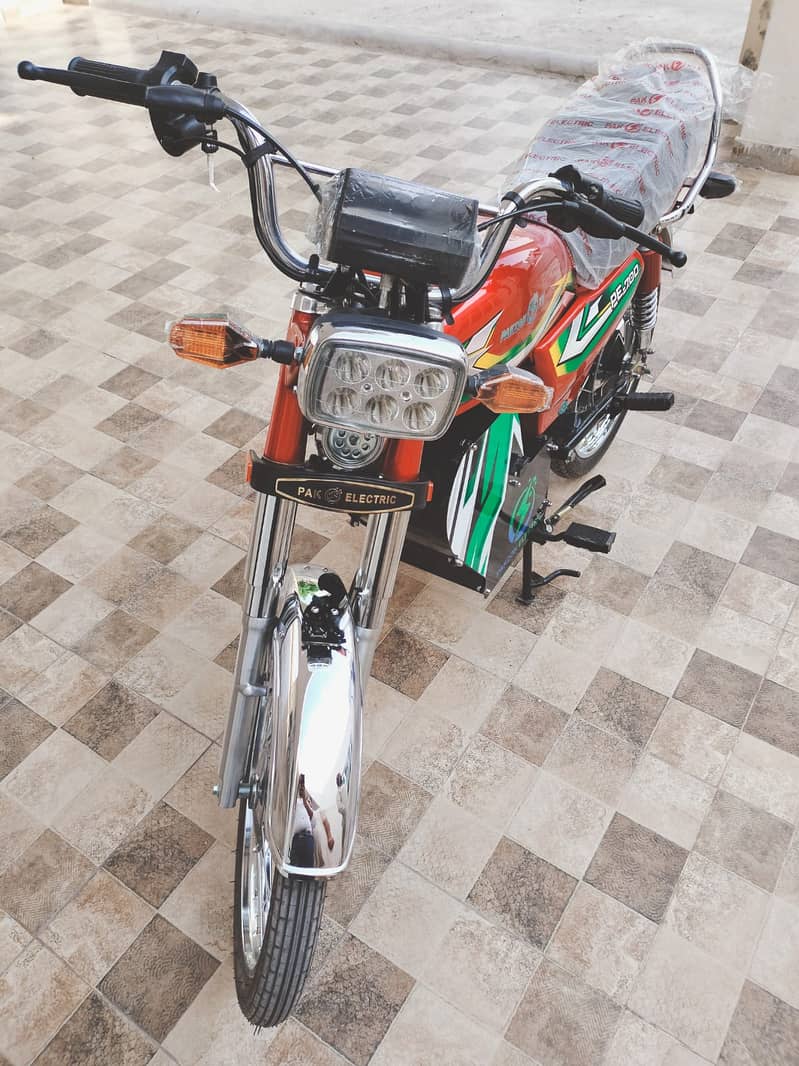 Pak Electric 70 Motorcycle 4