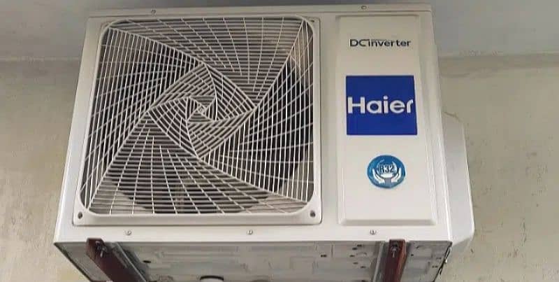 HAIER 1.5 ton Inverter Ac heat and cool R410 GASS 1
