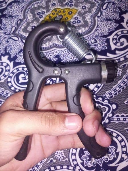 adjustable hand gripper 2