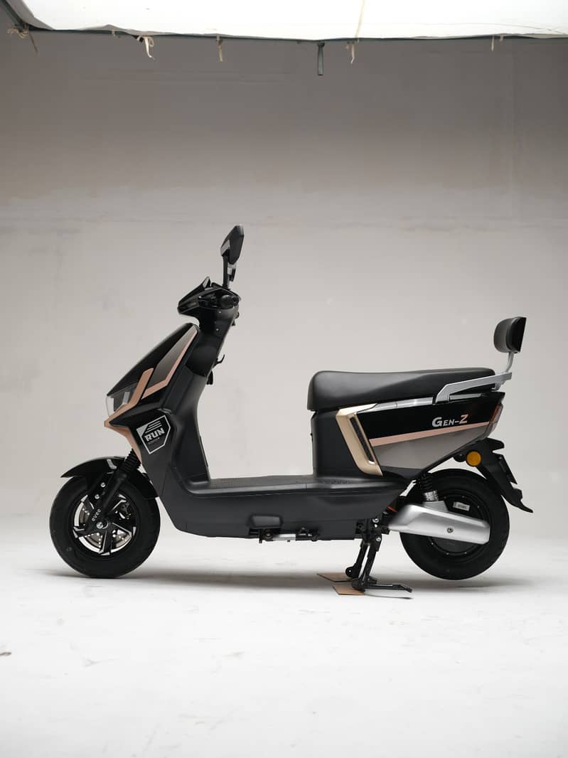 Evee Electric Scooty GenZ 2024 4
