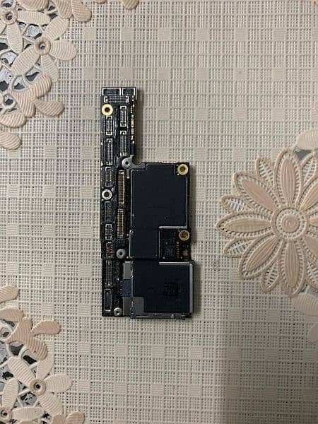 Iphone xs atrips and flex and all parts 13