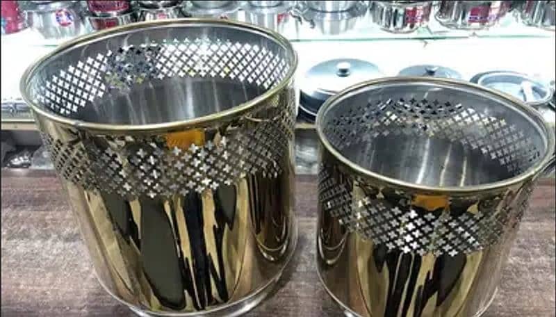 stainless steel planter or golden planter 1