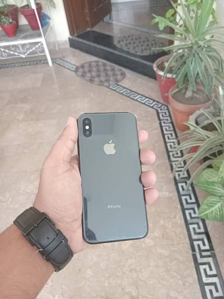 iPhone XS Dual Pta Approved - Good condition 1