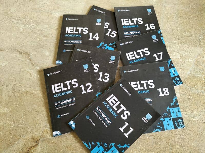 Cambridge English IELTS academic and General training 18 books set 1