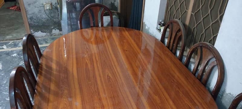 Dining Table (Oval) with 6 chairs 6