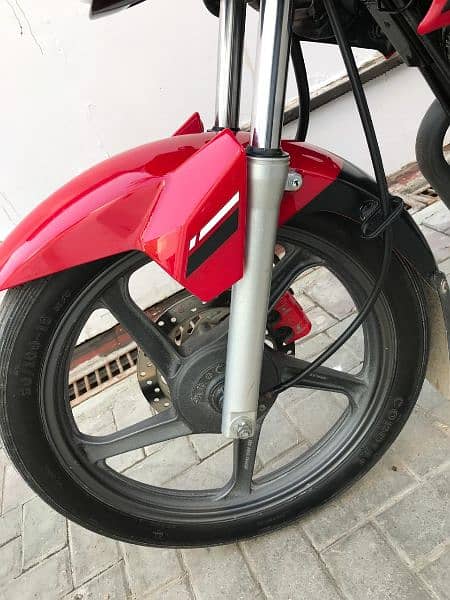 Honda CB150F 2022 4