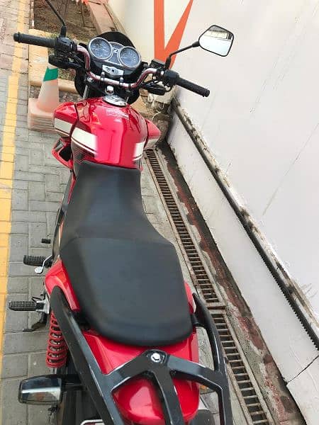 Honda CB150F 2022 6