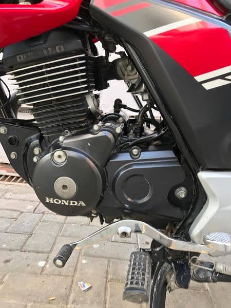 Honda CB150F 2022 8