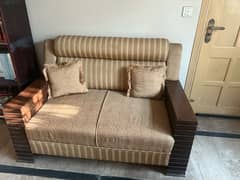 7 seater sofa with 2 side tables