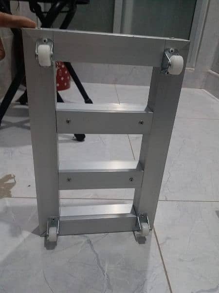 CPU trolly CPU Stand Good Condition 9