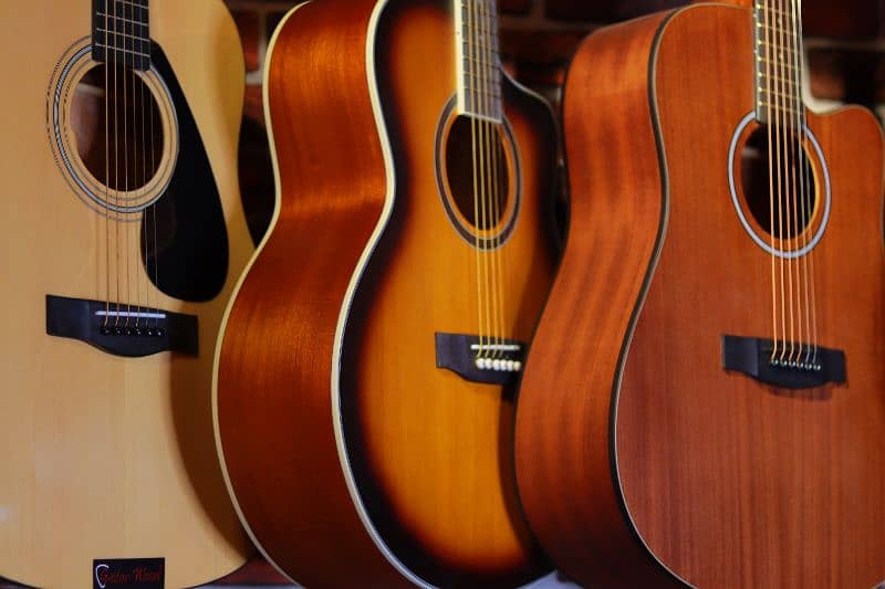 Japanese Professional Guitars Lot - Acoustic guitars wholesale prices 5