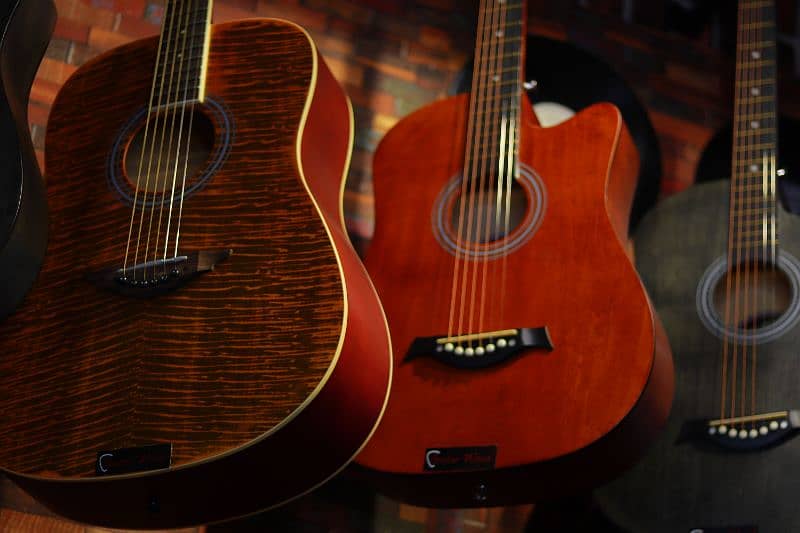 Japanese Professional Guitars Lot - Acoustic guitars wholesale prices 7