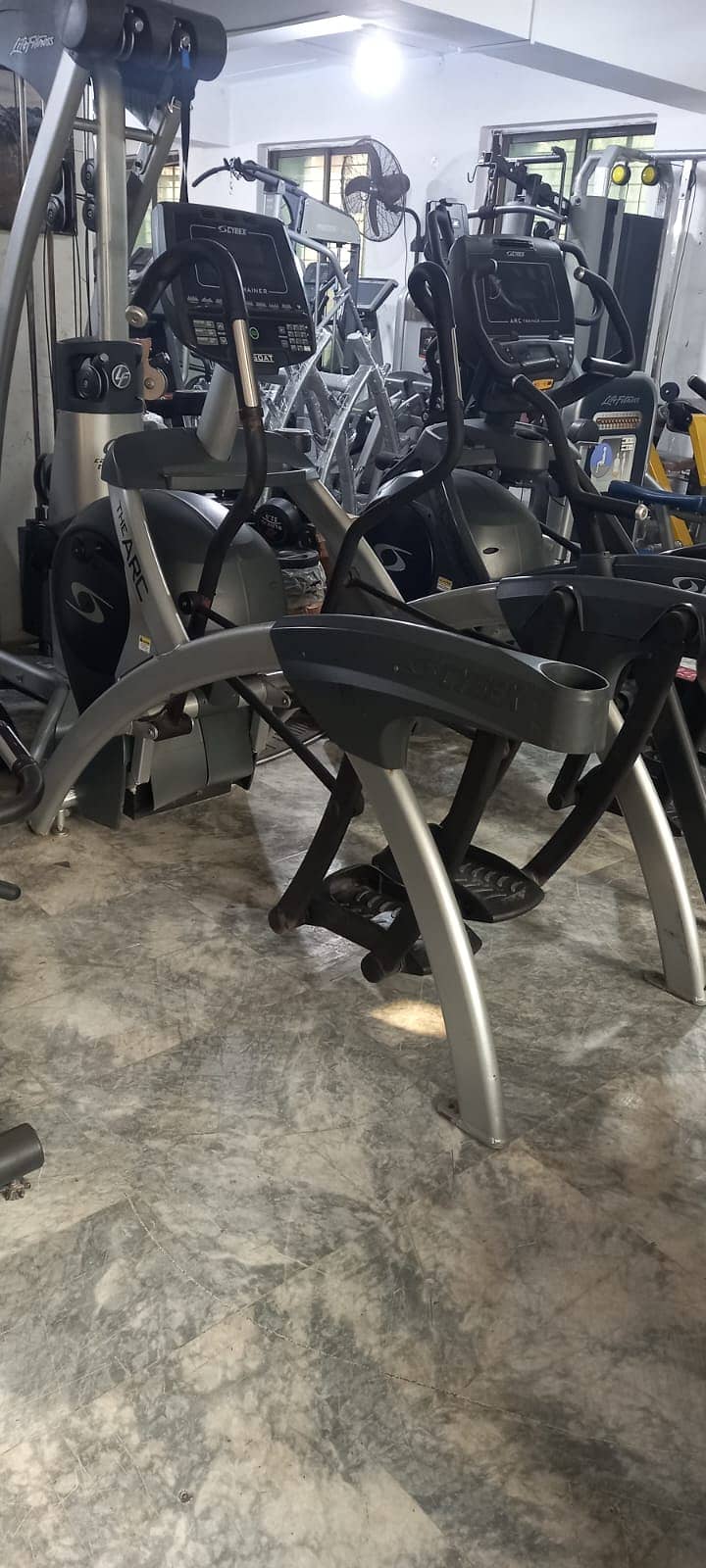 Treadmill | elliptical CYBEX ARC TRAINER USA Import | cycle spin bike 1