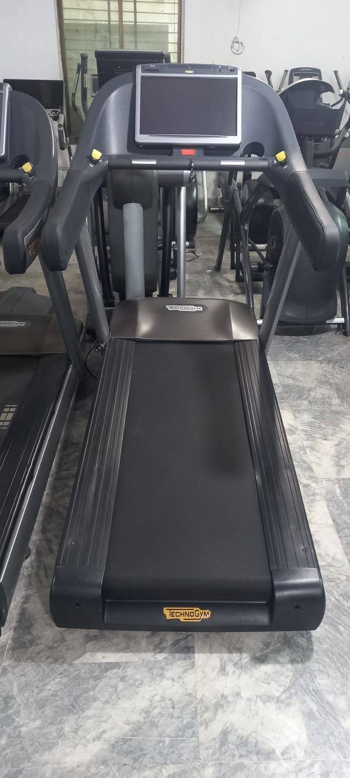Technogym Exercise Treadmills /Elliptical, Up Right etc ( ITALIAN) 1