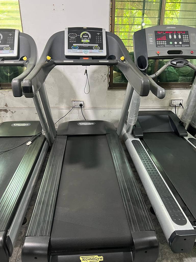 Technogym Exercise Treadmills /Elliptical, Up Right etc ( ITALIAN) 2