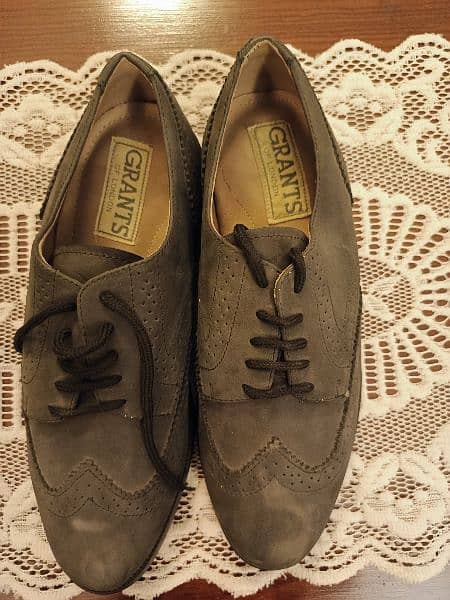 Brand new GRANTS of LONDON genuine grey suede shoes 1
