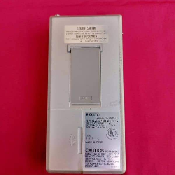 Sony Pocket Watchman Made in Japen 18